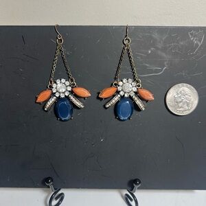 Vintage rhinestone Cabochon bee earrings.  Nice touch to add to any outfit